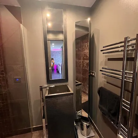 Tres Beau Duplex Avec Jacuzzi Privatif * Мандельё-ла-Напуль