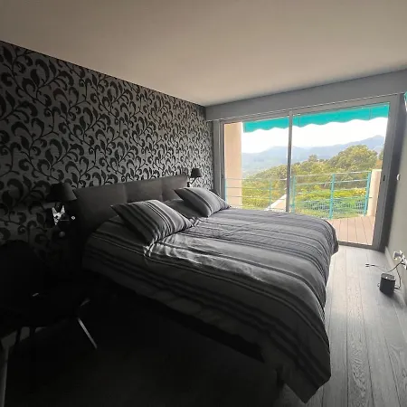 Tres Beau Duplex Avec Jacuzzi Privatif Apartamento